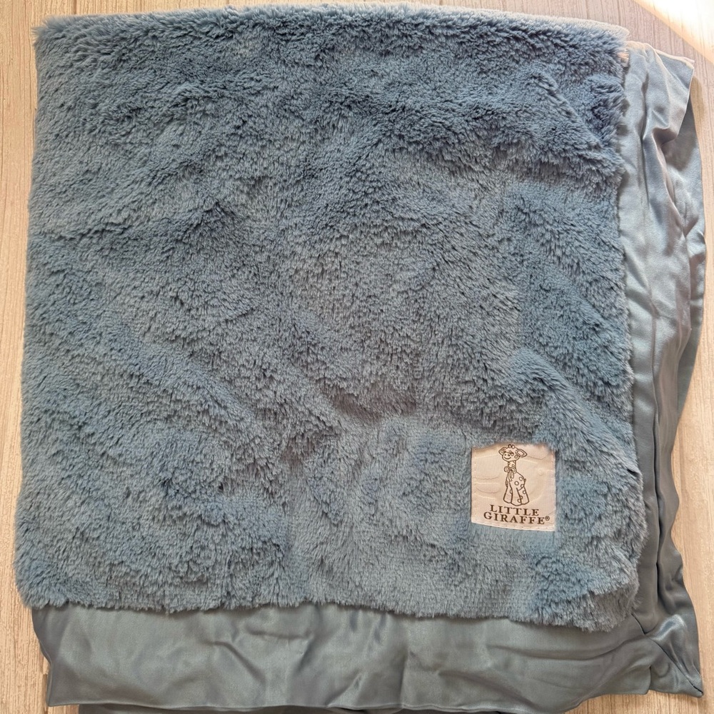 New LITTLE GIRAFFE Luxe Blue Baby Blanket Size 29"×35"